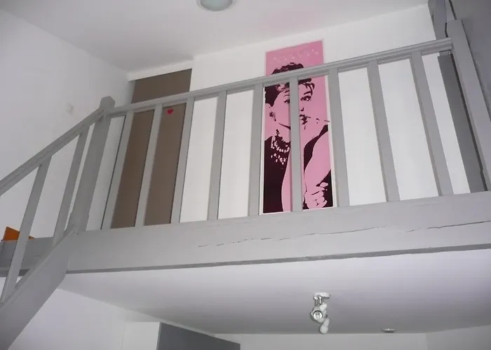 T3 Confort En Duplex à 20mn à Pied Du Centre-ville Avec Tv Et Wifi Apartamento La Rochelle (Charente-Maritime)