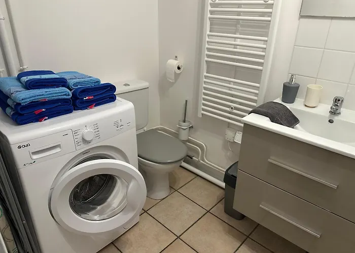 T3 Confort En Duplex à 20mn à Pied Du Centre-ville Avec Tv Et Wifi La Rochelle (Charente-Maritime)